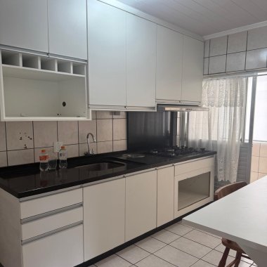 Apartamento com dois quartos em ótima localizaçao Apartamento com dois quartos em ótima localizaçao